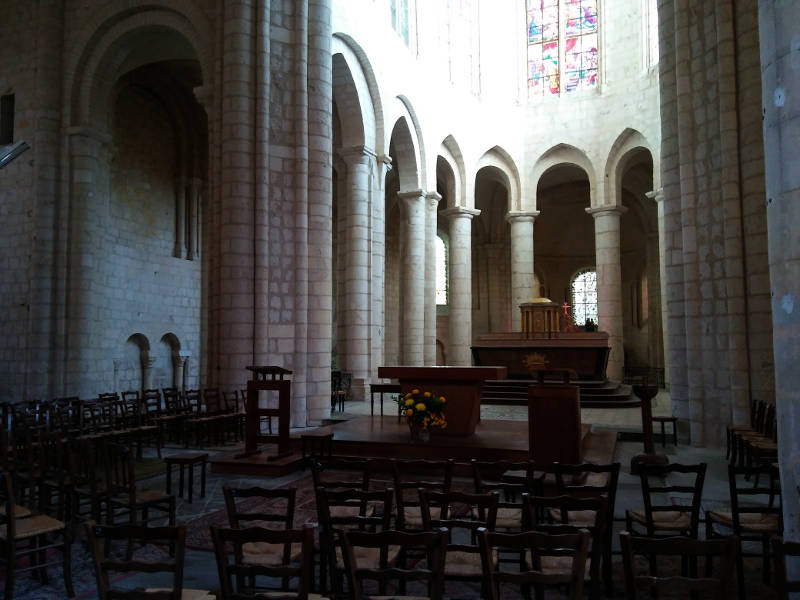 Chœur de l'église Saint-Jean de Montierneuf